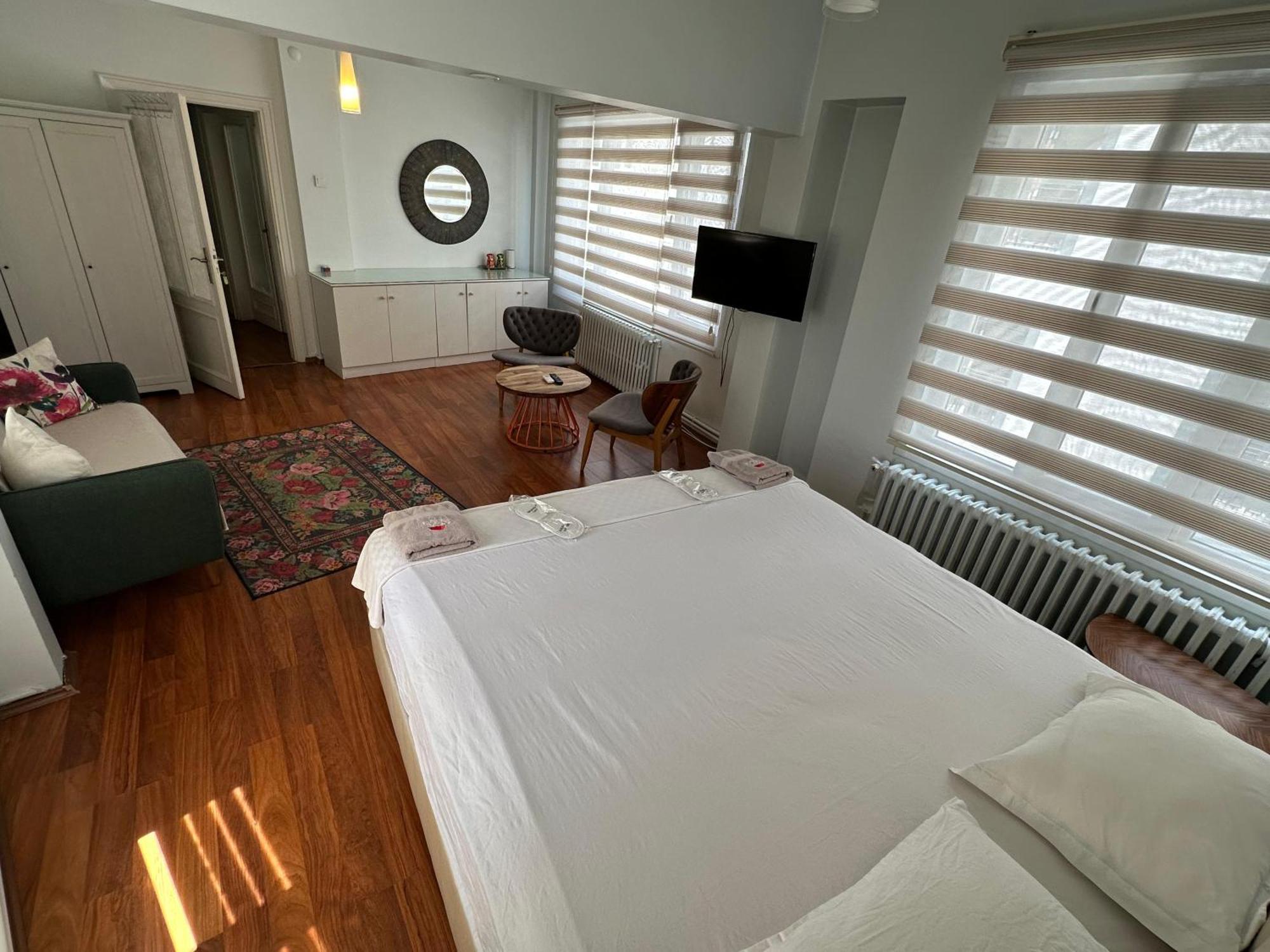 Social House Istanbul Hotel Bagian luar foto